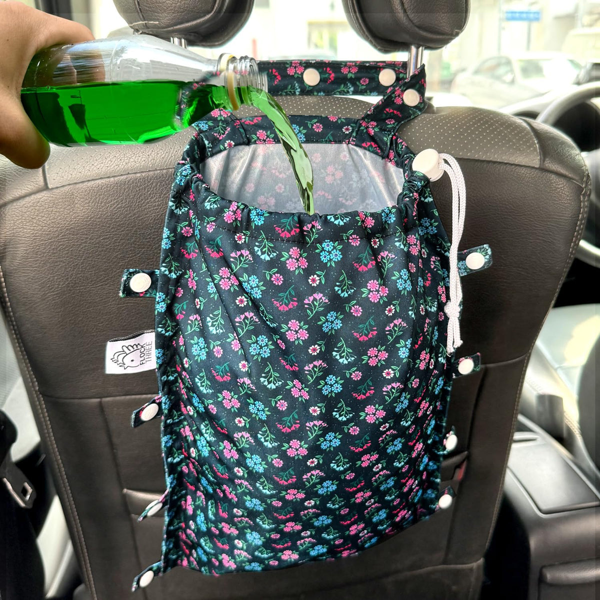 Leak-Proof Waterproof Car Trash Bag Foldable Multipurpose Trash bin Container Storage Cute Grocery Organizer for Automotive Cars SUVs and Trucks Backseat Headrest 7 Liters