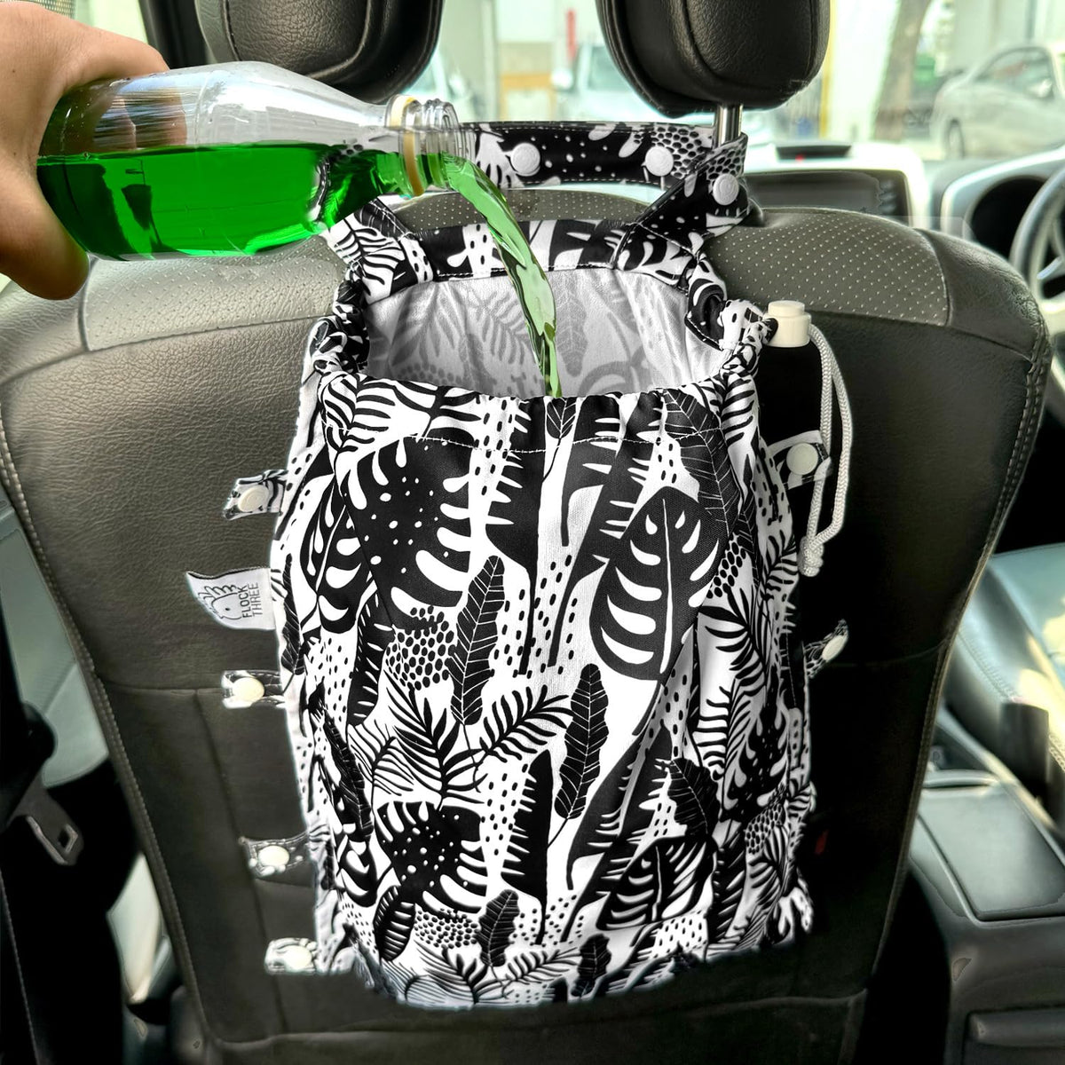 Leak-Proof Waterproof Car Trash Bag Foldable Multipurpose Trash bin Container Storage Cute Grocery Organizer for Automotive Cars SUVs and Trucks Backseat Headrest 7 Liters